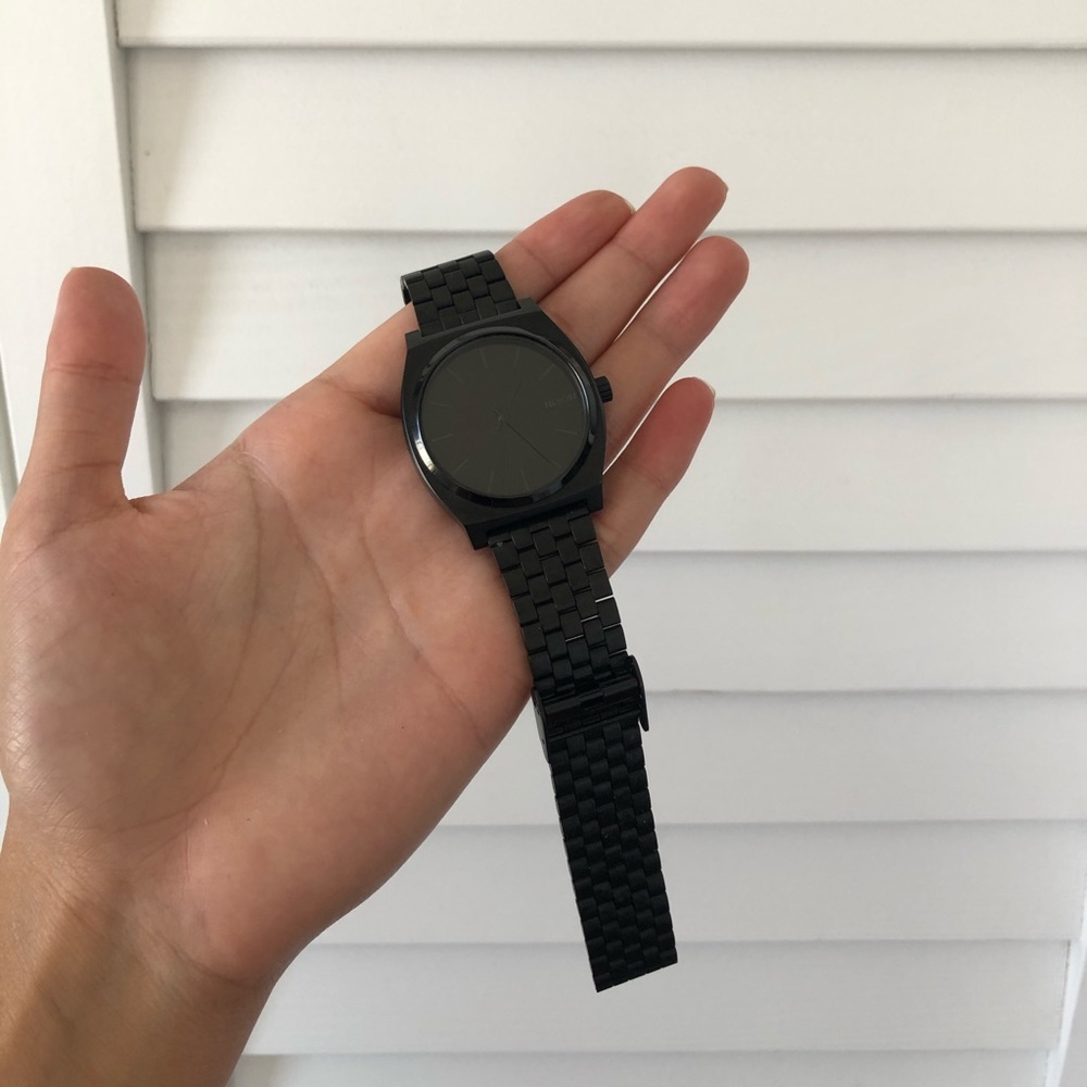 Nixon watch